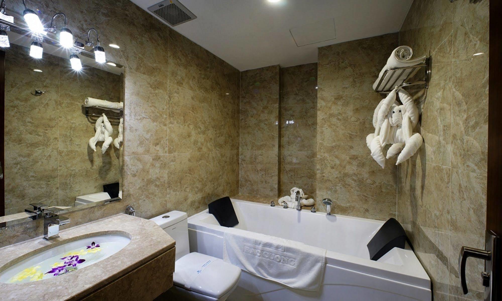 Bac Cuong Hotel Da Nang Exterior photo