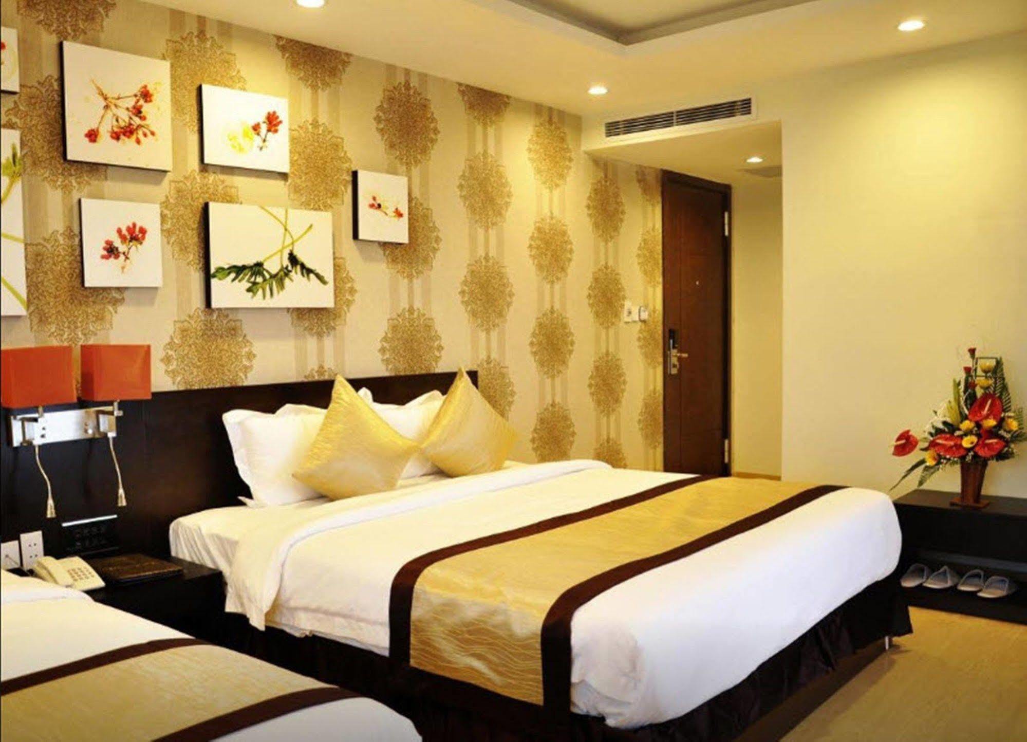 Bac Cuong Hotel Da Nang Exterior photo