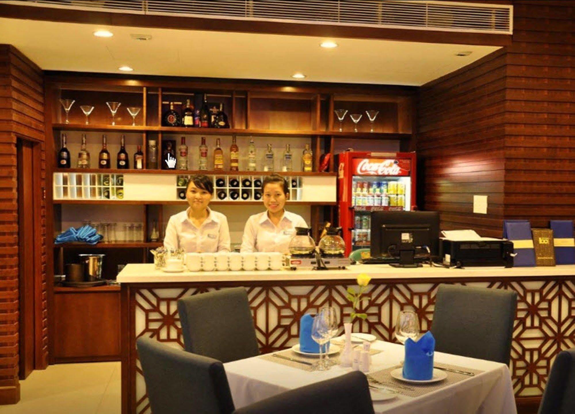 Bac Cuong Hotel Da Nang Exterior photo